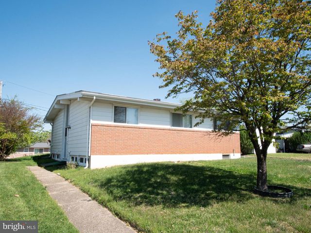 4726 3 OAKS RD, Baltimore, MD 21208