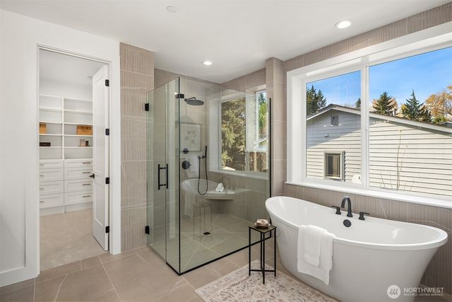 15810 NE 49th Street, Redmond, WA 98052