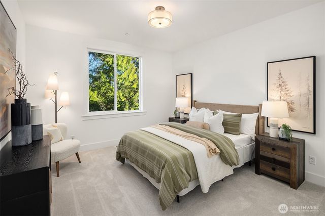 15810 NE 49th Street, Redmond, WA 98052