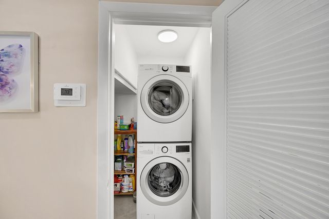 21207 Lago Circle, Boca Raton, FL 33433