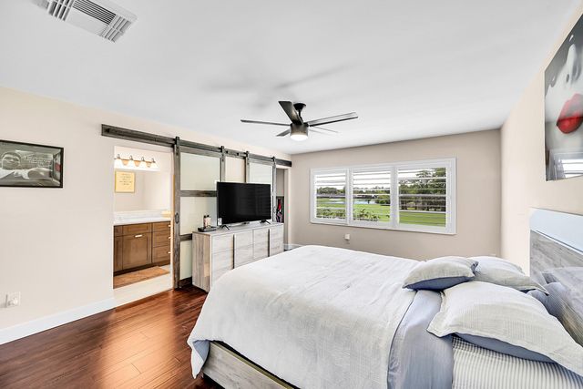 21207 Lago Circle, Boca Raton, FL 33433