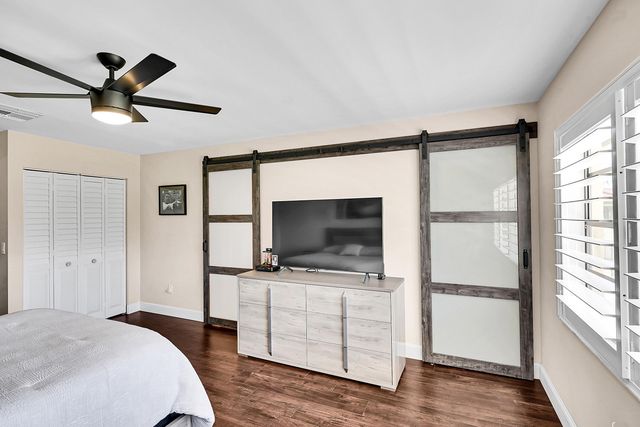 21207 Lago Circle, Boca Raton, FL 33433