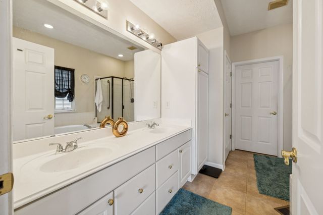 7740 Porter House Dr, Nashville, TN 37211