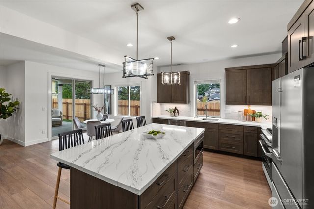 4805 238th Street SW, Mountlake Terrace, WA 98043