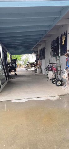 1393 Pine Place, Thermal, CA 92274