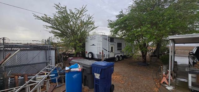 1393 Pine Place, Thermal, CA 92274