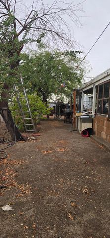 1393 Pine Place, Thermal, CA 92274