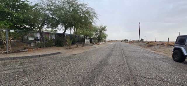 1393 Pine Place, Thermal, CA 92274