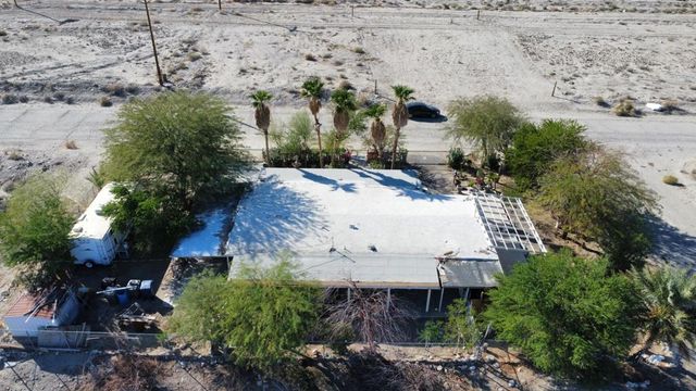 1393 Pine Place, Thermal, CA 92274