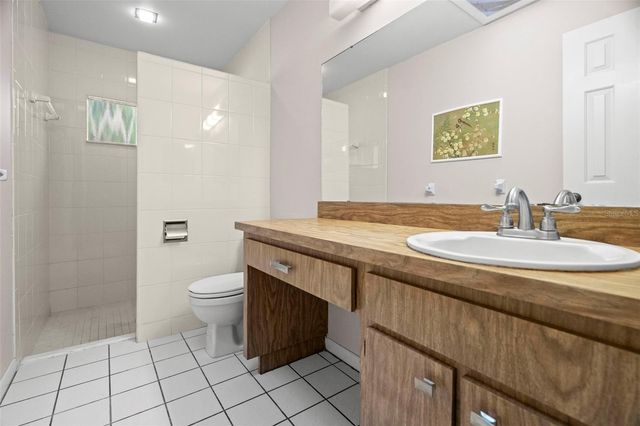 13603 WILKES DRIVE, Tampa, FL 33618