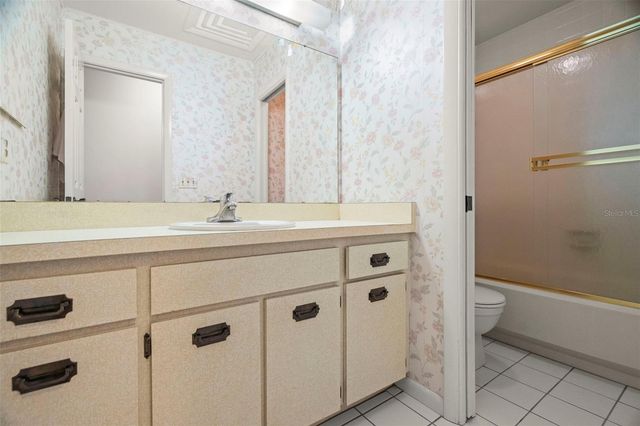 13603 WILKES DRIVE, Tampa, FL 33618