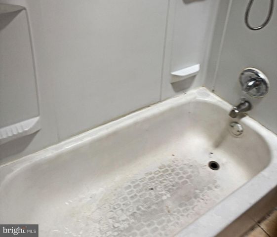 629 N KENWOOD AVE, Baltimore, MD 21205
