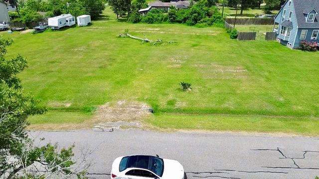 510 S Shady Lane, La Porte, TX 77571