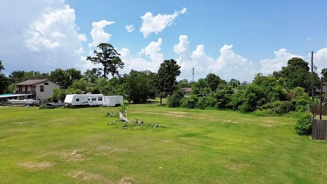 510 S Shady Lane, La Porte, TX 77571