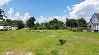 510 S Shady Lane, La Porte, TX 77571