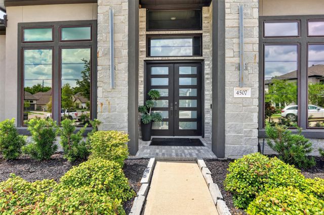 4507 Woodgate Court, Fulshear, TX 77441