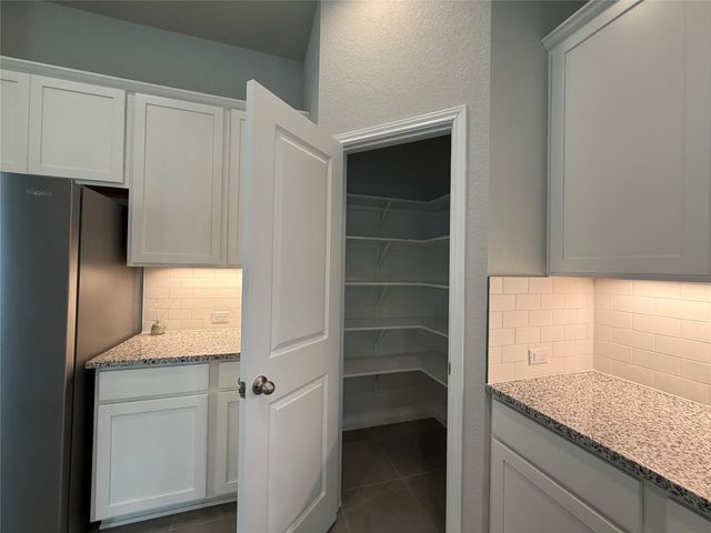 320 Creek RD 303, Dripping Springs, TX 78620