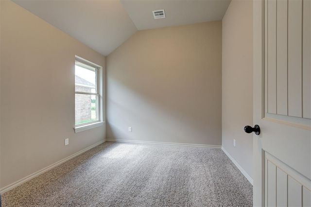 9316 NW 143rd Street, Yukon, OK 73099