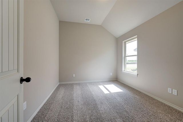 9316 NW 143rd Street, Yukon, OK 73099