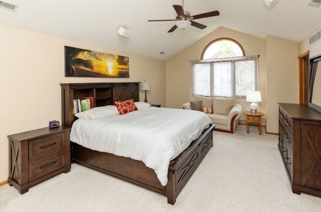 5970 Beechtree Drive, West Des Moines, IA 50266