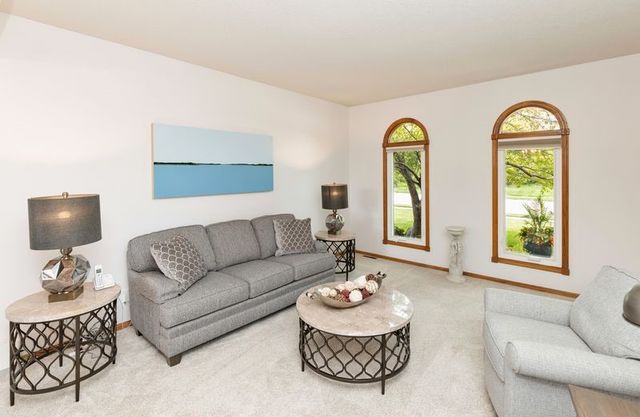 5970 Beechtree Drive, West Des Moines, IA 50266