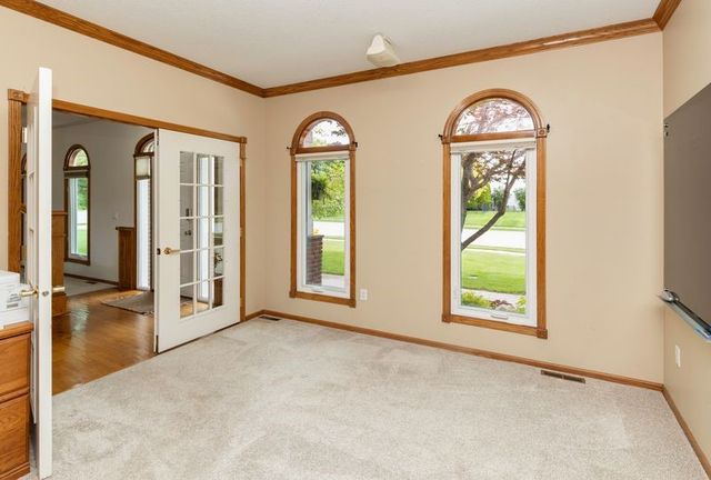 5970 Beechtree Drive, West Des Moines, IA 50266