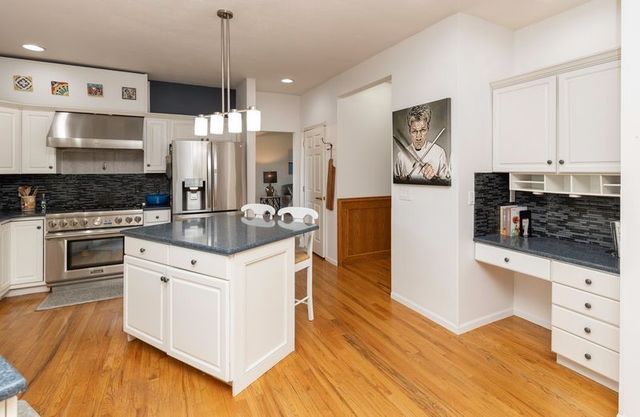 5970 Beechtree Drive, West Des Moines, IA 50266