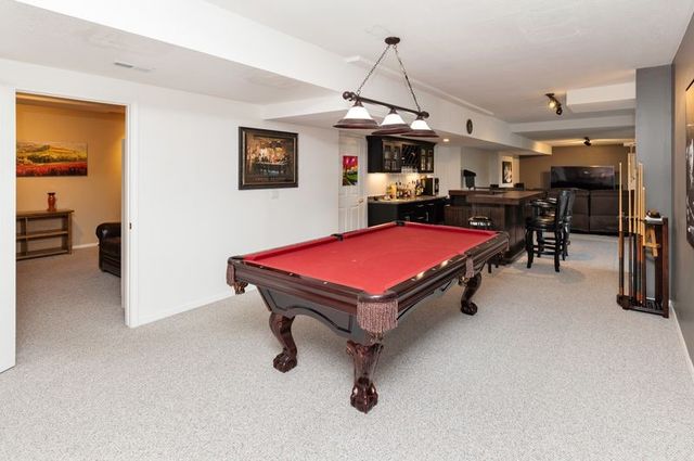 5970 Beechtree Drive, West Des Moines, IA 50266