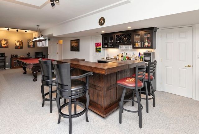 5970 Beechtree Drive, West Des Moines, IA 50266