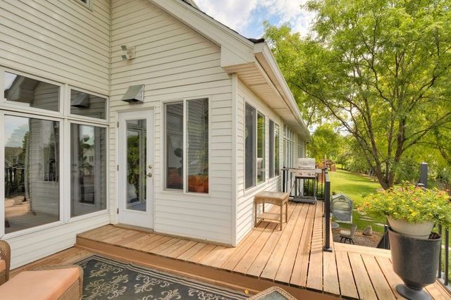 5970 Beechtree Drive, West Des Moines, IA 50266