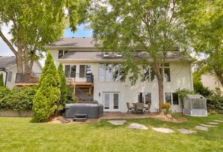 5970 Beechtree Drive, West Des Moines, IA 50266