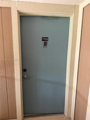 7703 Ashmont Cir 213, Tamarac, FL 33321