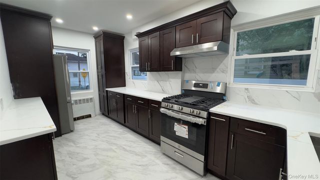 142 Green Street, Valley Stream, NY 11580
