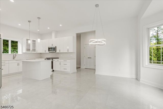 300 Boonton Tpke, Lincoln Park Boro, NJ 07035