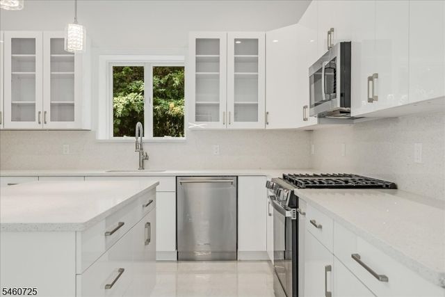 300 Boonton Tpke, Lincoln Park Boro, NJ 07035