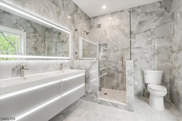 300 Boonton Tpke, Lincoln Park Boro, NJ 07035