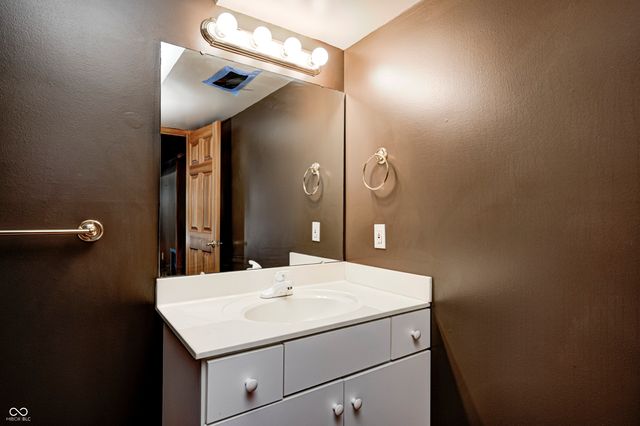 2009 W 250 N, Lebanon, IN 46052