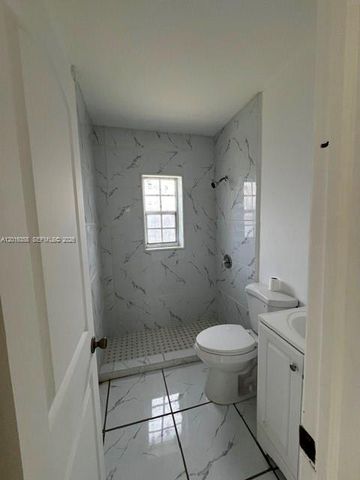 441 SW 10th St 4, Miami, FL 33130