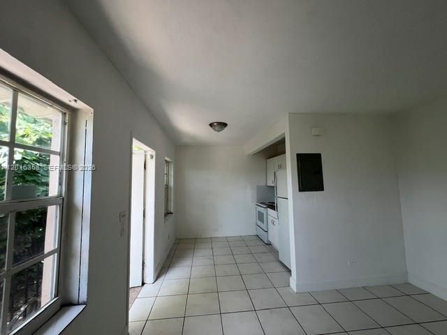 441 SW 10th St 4, Miami, FL 33130