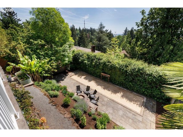 3515 Sw COUNCIL CREST Dr, Portland, OR 97239