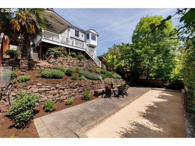 3515 Sw COUNCIL CREST Dr, Portland, OR 97239