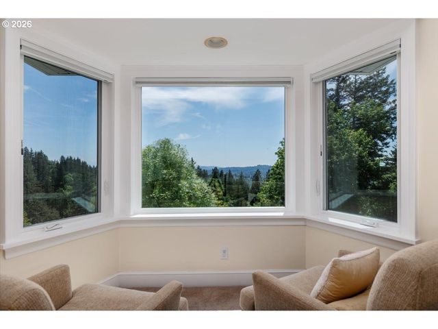 3515 Sw COUNCIL CREST Dr, Portland, OR 97239