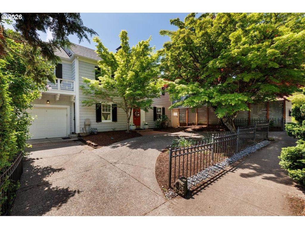 3515 Sw COUNCIL CREST Dr, Portland, OR 97239
