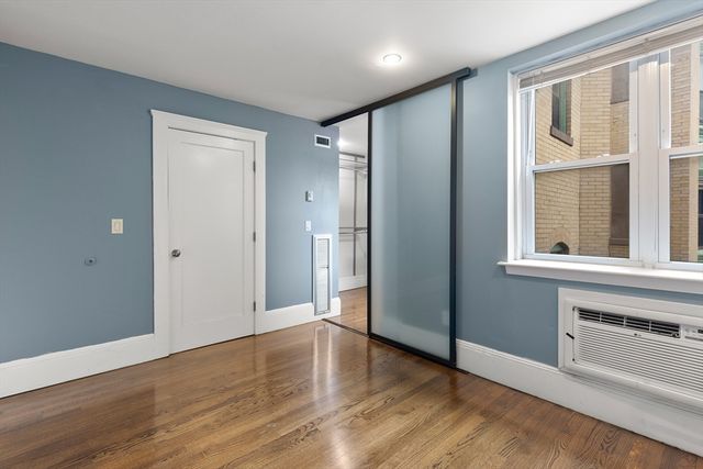 492 Massachusetts Ave 41, Boston, MA 02118