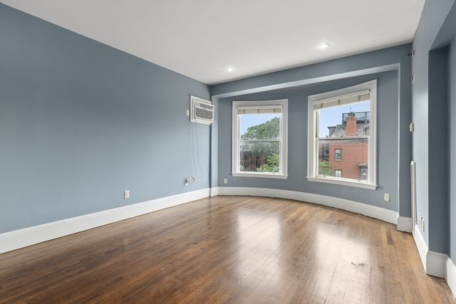 492 Massachusetts Ave 41, Boston, MA 02118
