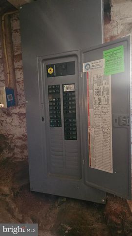 12 CEDAR ST, Wilmington, DE 19805