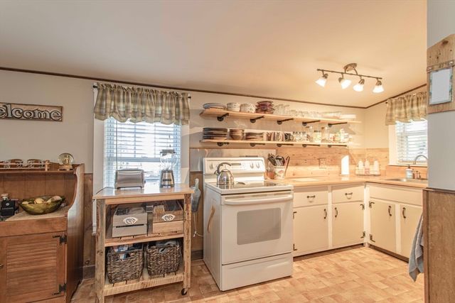 702 Central Street, Stoughton, MA 02072