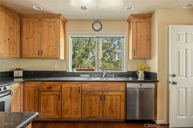 1465 Golden Rule Lane, Lake Arrowhead, CA 92352