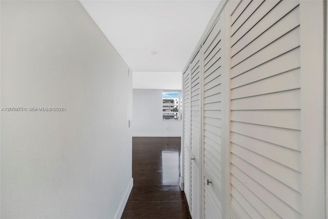 2016 Bay Dr 304, Miami Beach, FL 33141