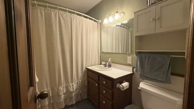 1916 C St NE, Miami, OK 74354